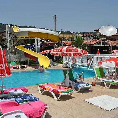 Club Ekinci Palace Apartment Icmeler